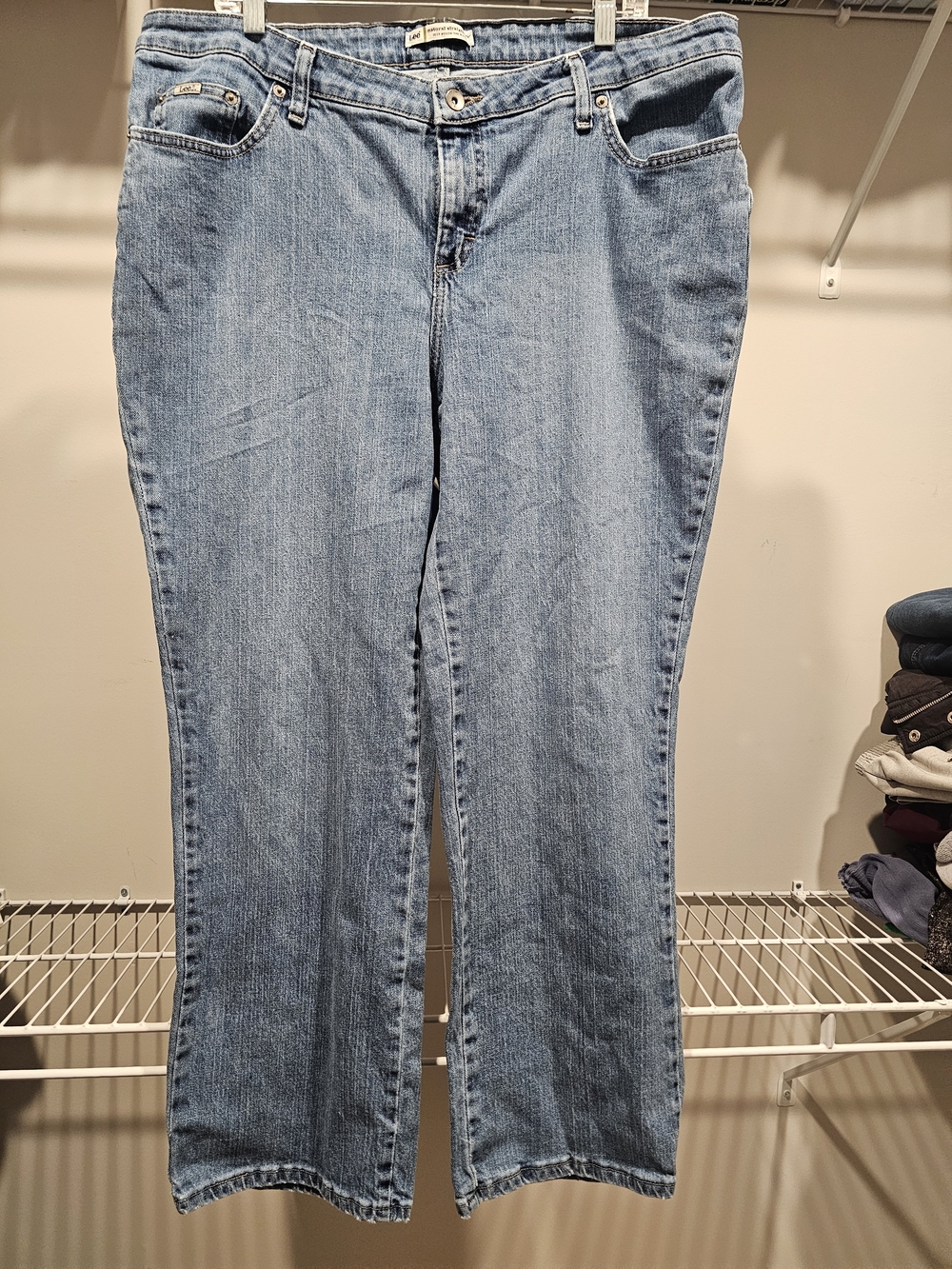 Lee Women's Light Blue Boot-Cut Jeans L2*